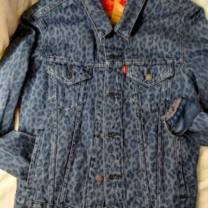 Levis Demin Jacket Small